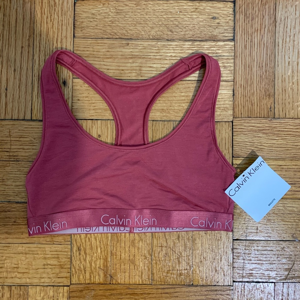 Calvin Klein Sports Bra/Top